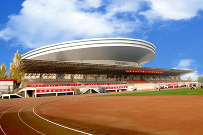 神农架体育场看台网架工程